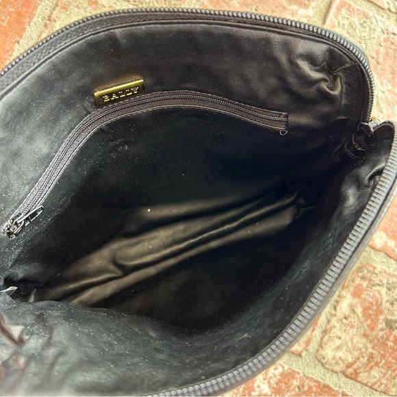Black Bally Purse in Great Condition - Picture 3 of 3